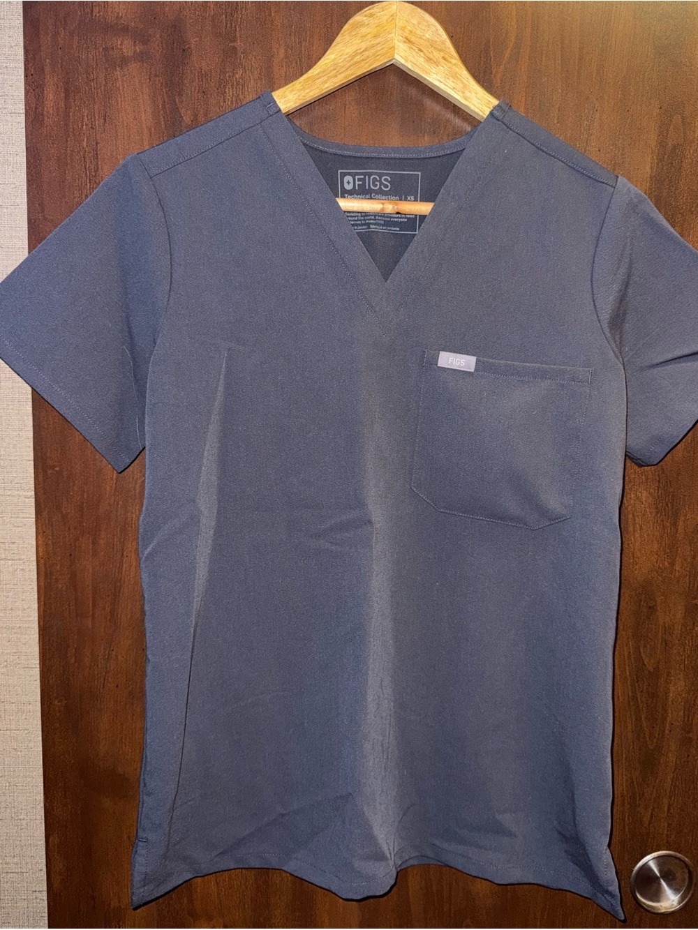 FIGS Women’s V-Neck Scrub Top - Grey